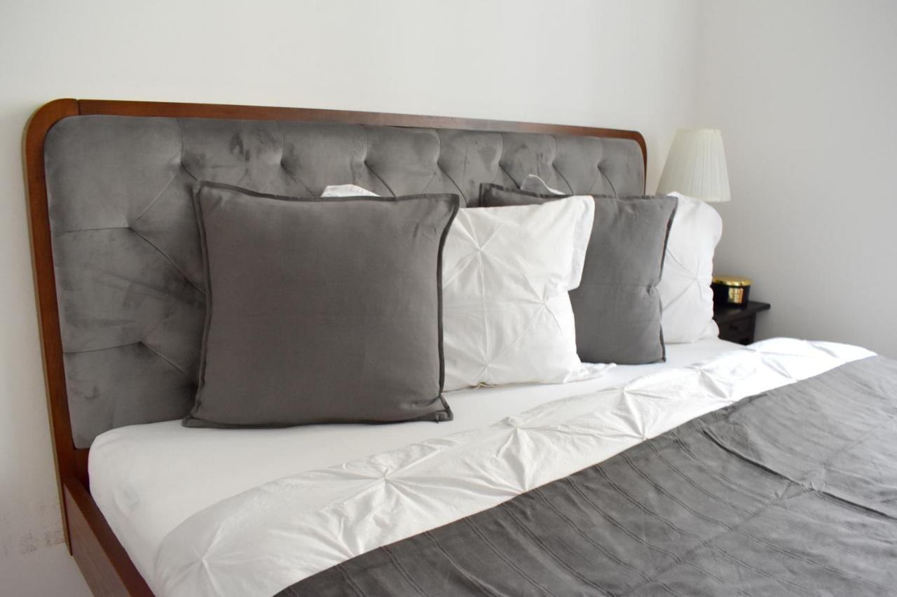 Lovely Apartment In Center Прага Экстерьер фото