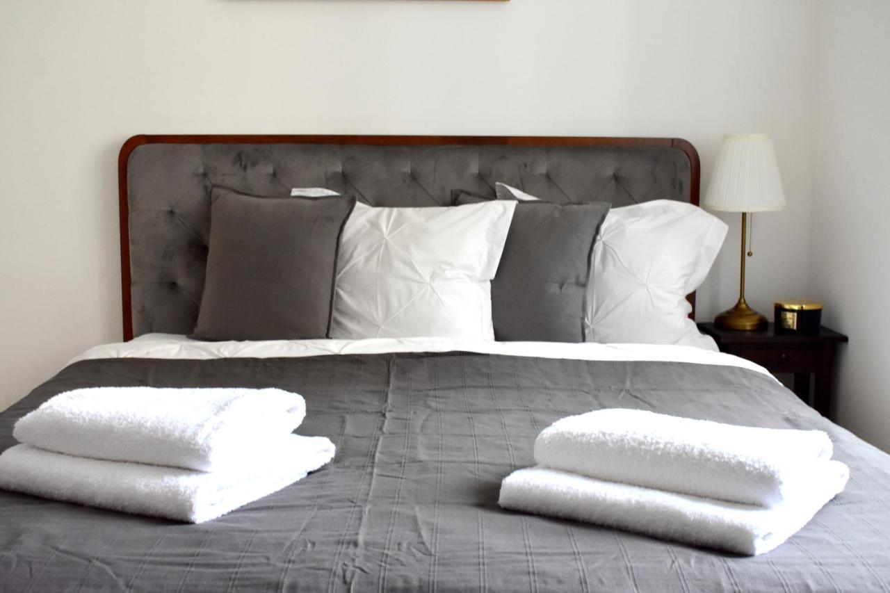 Lovely Apartment In Center Прага Экстерьер фото